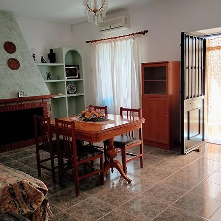 Vivienda Rural Los Iberos M&M, Castellar de Santisteban Bagian luar foto