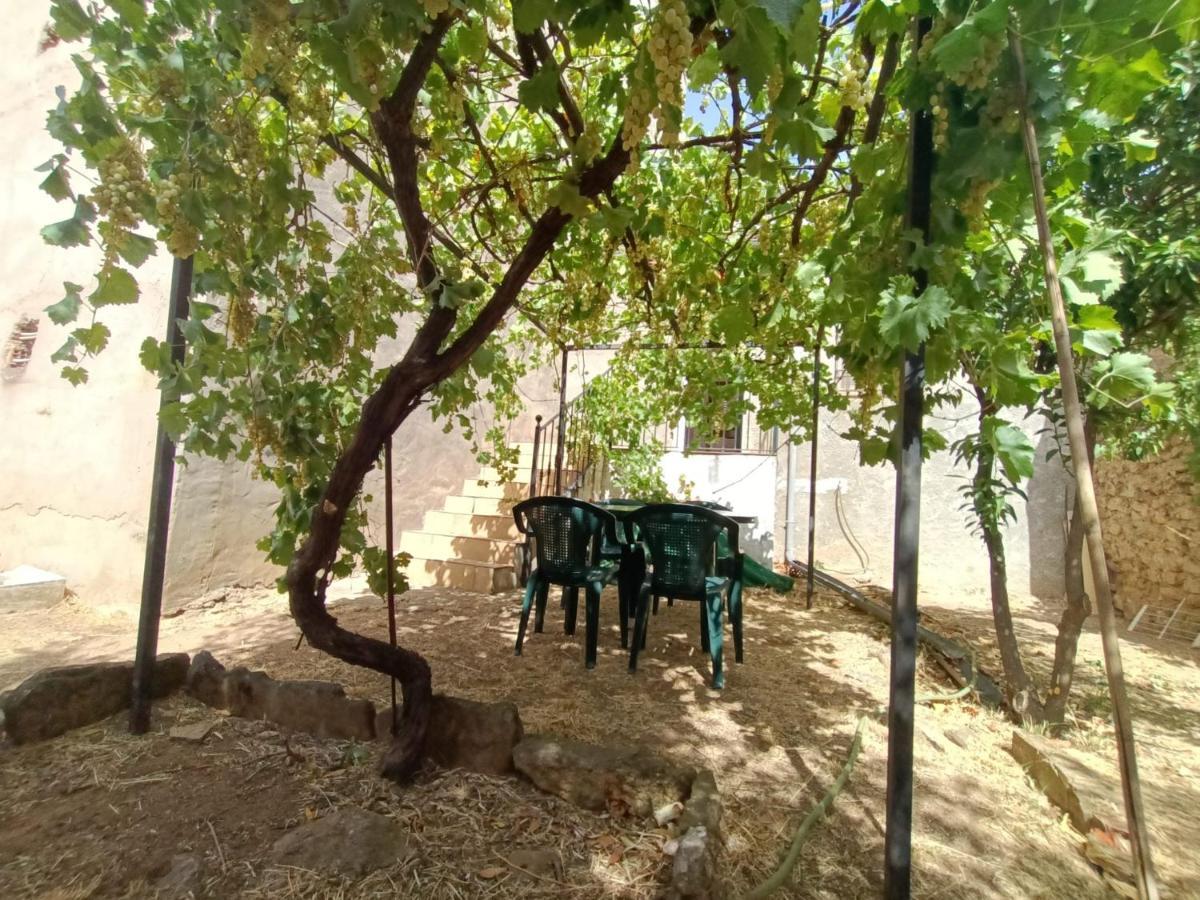 Vivienda Rural Los Iberos M&M, Castellar de Santisteban Bagian luar foto